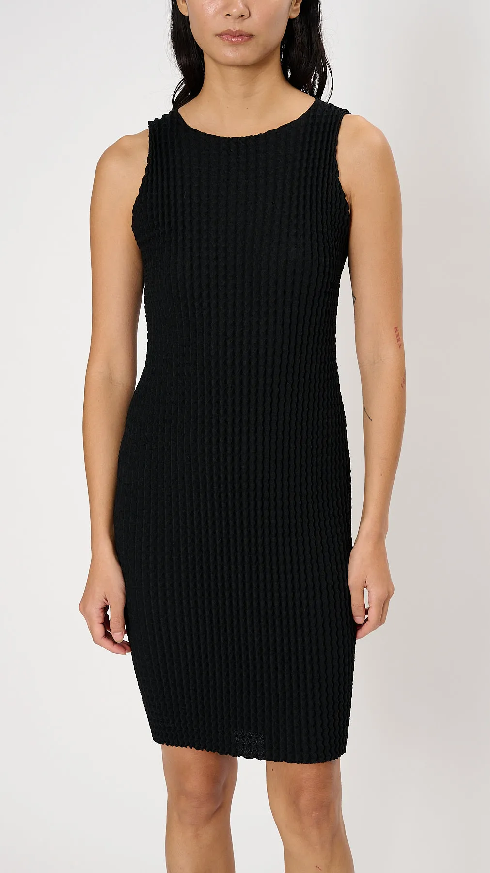 Spongy BK/WT-38 Dress in Black
