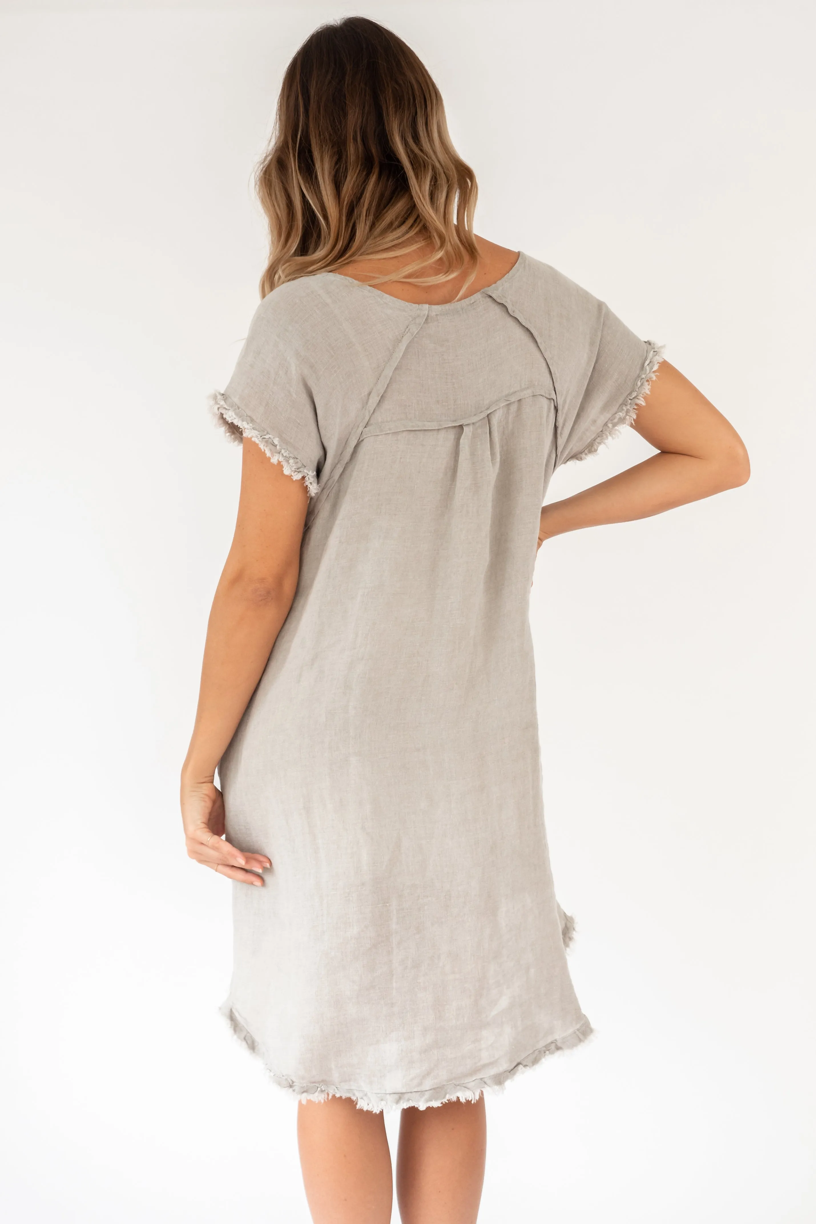 The Mana'o Linen Dress